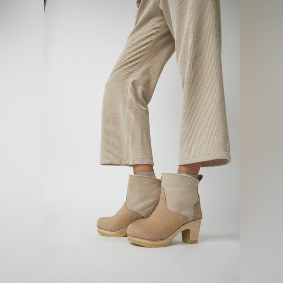 No.6 NWOT 5" Pull On Shearling Clog Boot on High Heel in Bone Suede - Picture 3 of 16